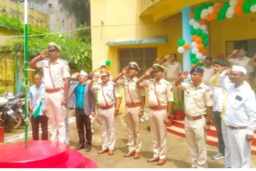 78th Independence Day celebrated with pomp in Patratu police station