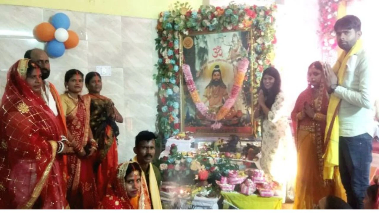 Baba Ganinath's birth anniversary was celebrated with full enthusiasm and devotion. in bhurkunda