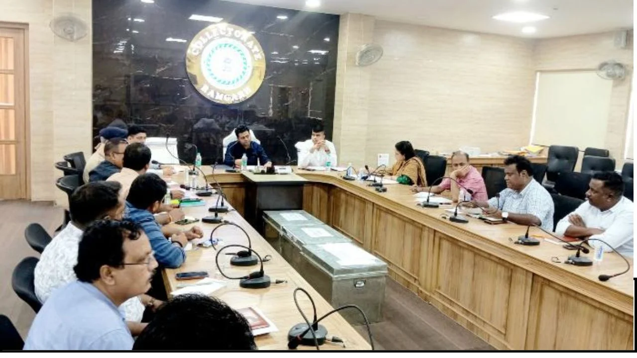 Deputy Commissioner held a review meeting regarding the preparations for Independence Day in Ramgarh