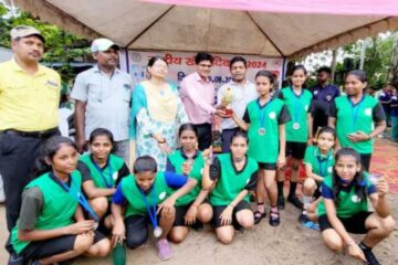 District level sports competitions organized in Ramgarh on National Sports Day, Gandhi School showed strength