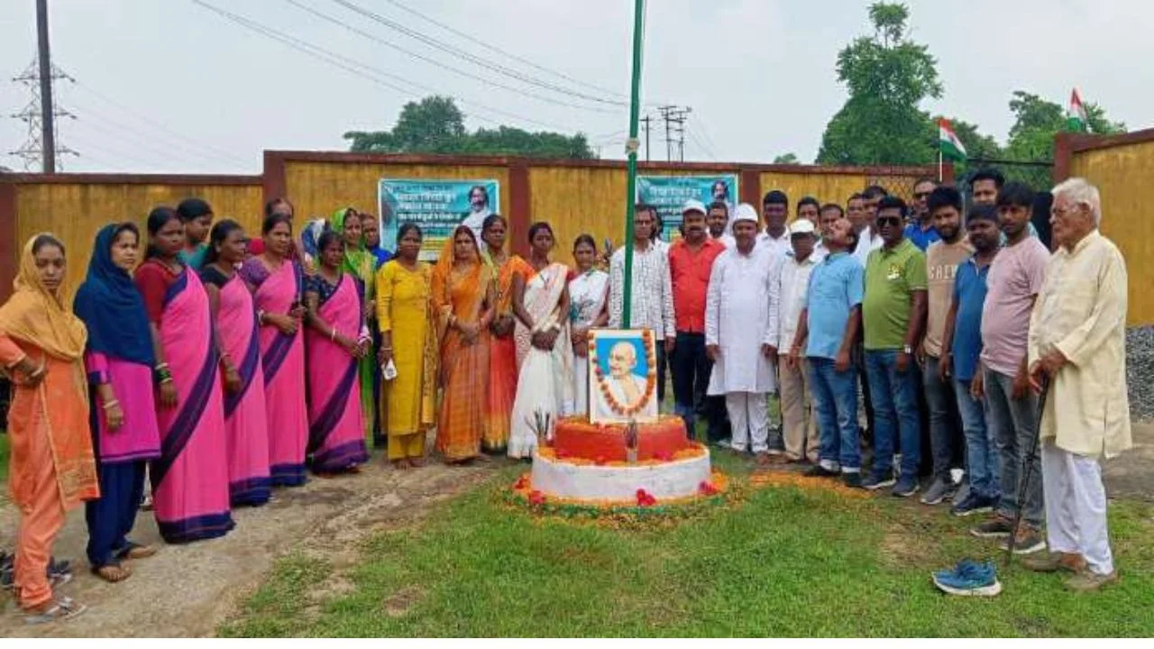 Grand celebration of 78th Independence Day in Sayal Dakshina