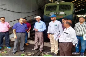 Inspection of diesel shed under construction in Patratu