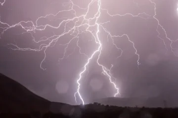 Possibility of rain and thunderstorm in 14 districts of Bihar during three hours