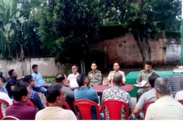 Meeting of police and shopkeepers on traffic jam and security arrangements in Bhurkunda market