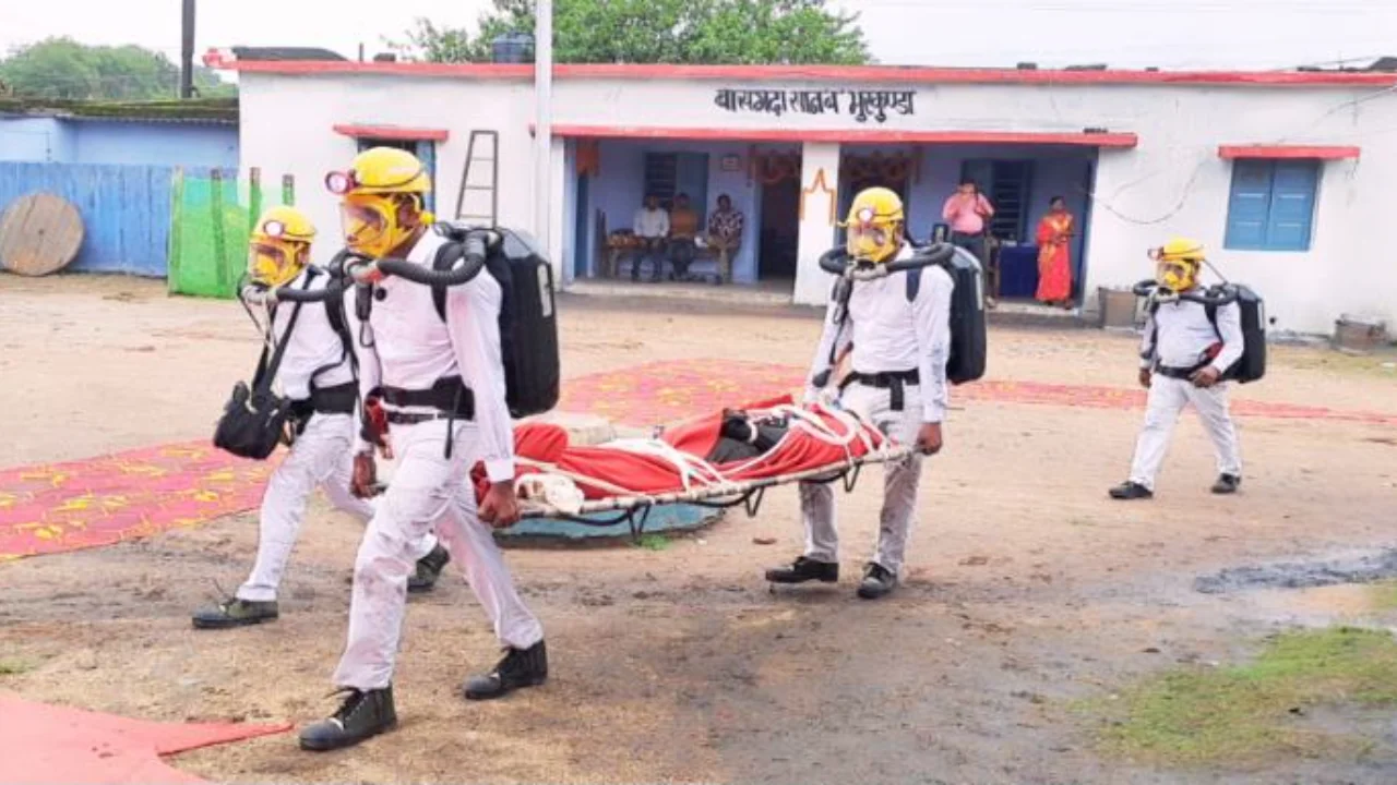 Unique rescue skills shown in CCL Bhurkunda 38th Mines Rescue Competition