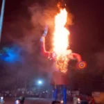 Ravana Dahan, the great festival of victory of truth over untruth, was celebrated with enthusiasm and fireworks in Bhurkunda