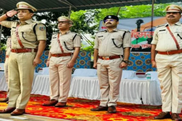 Salute and tribute to martyrs on Police Memorial Day in Ramgarh