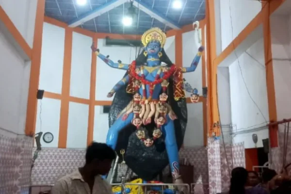 Maa Kali Puja completed with devotion in Bhurkunda, grand Bhandara organized