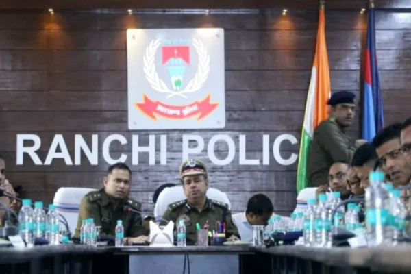 Meeting-held-in-Ranchi-SSP-office-regarding-first-phase-elections