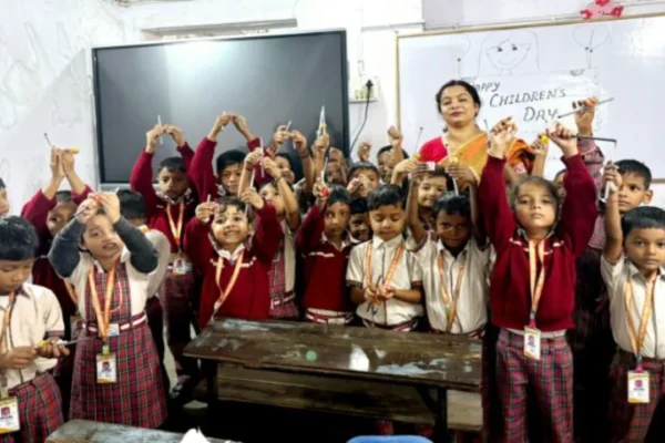 Sayal-Childrens-Day-celebrated-with-pomp-in-SS-DAV-Public-School